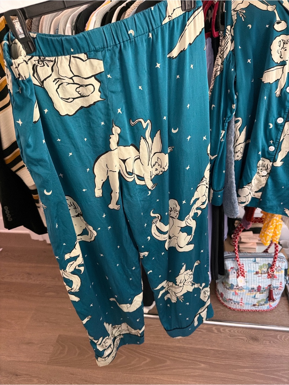 LILYSILK Gemini Zodiac Classic Silk Pajama Set - Picture 9 of 13